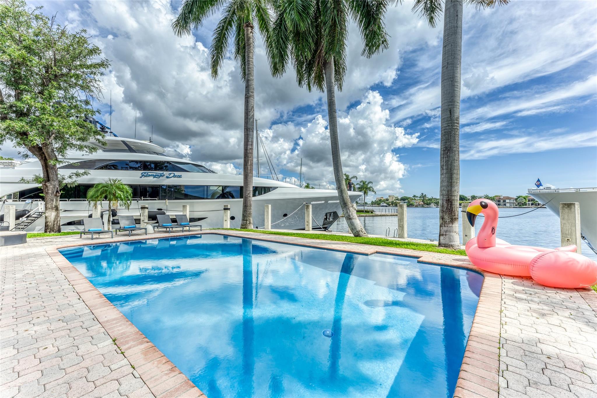 SUNRISE KEY - Residential Lease