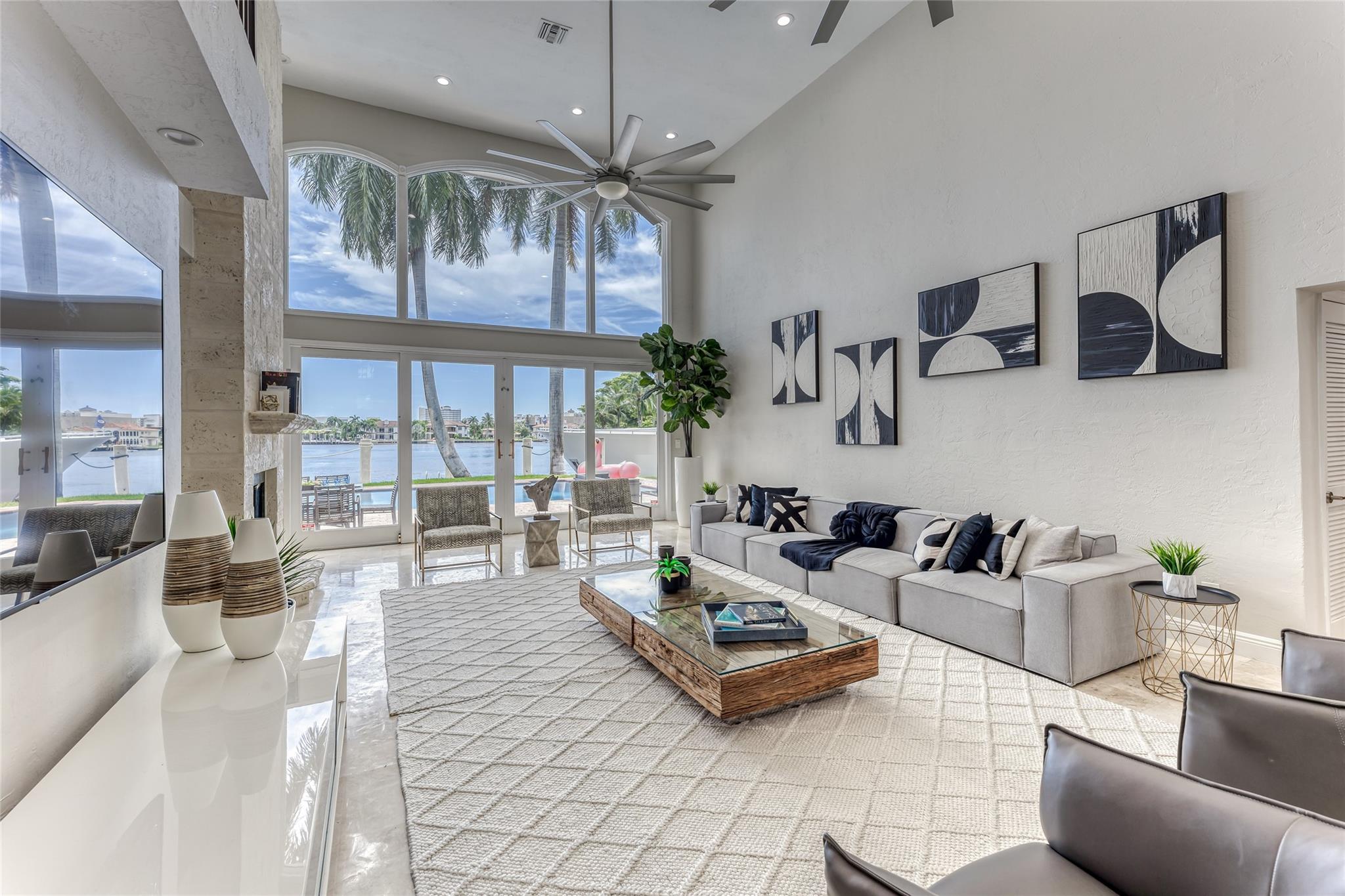 SUNRISE KEY - Residential Lease