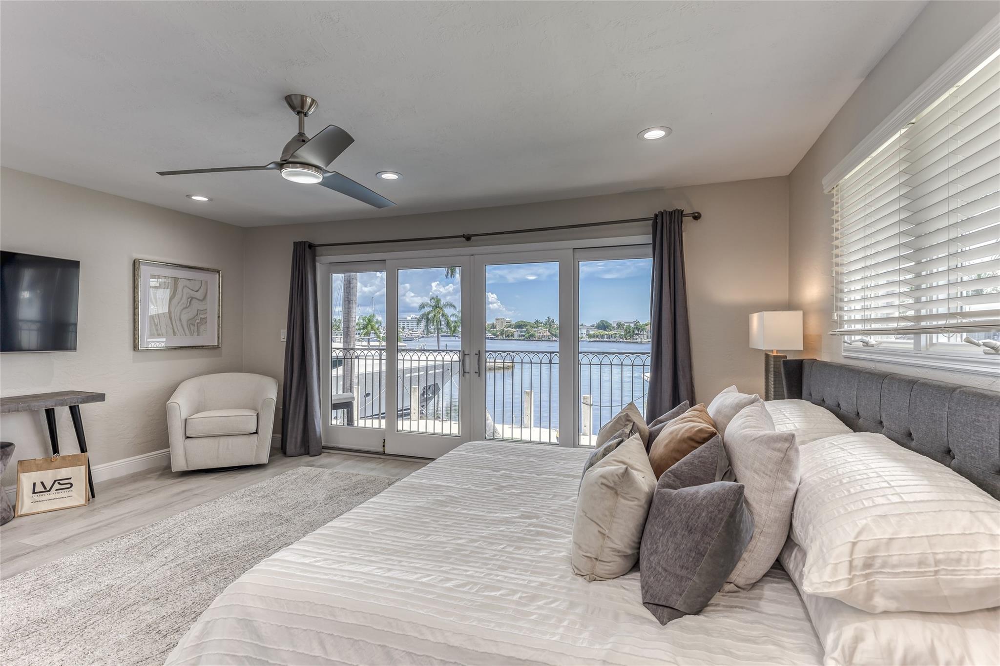 SUNRISE KEY - Residential Lease