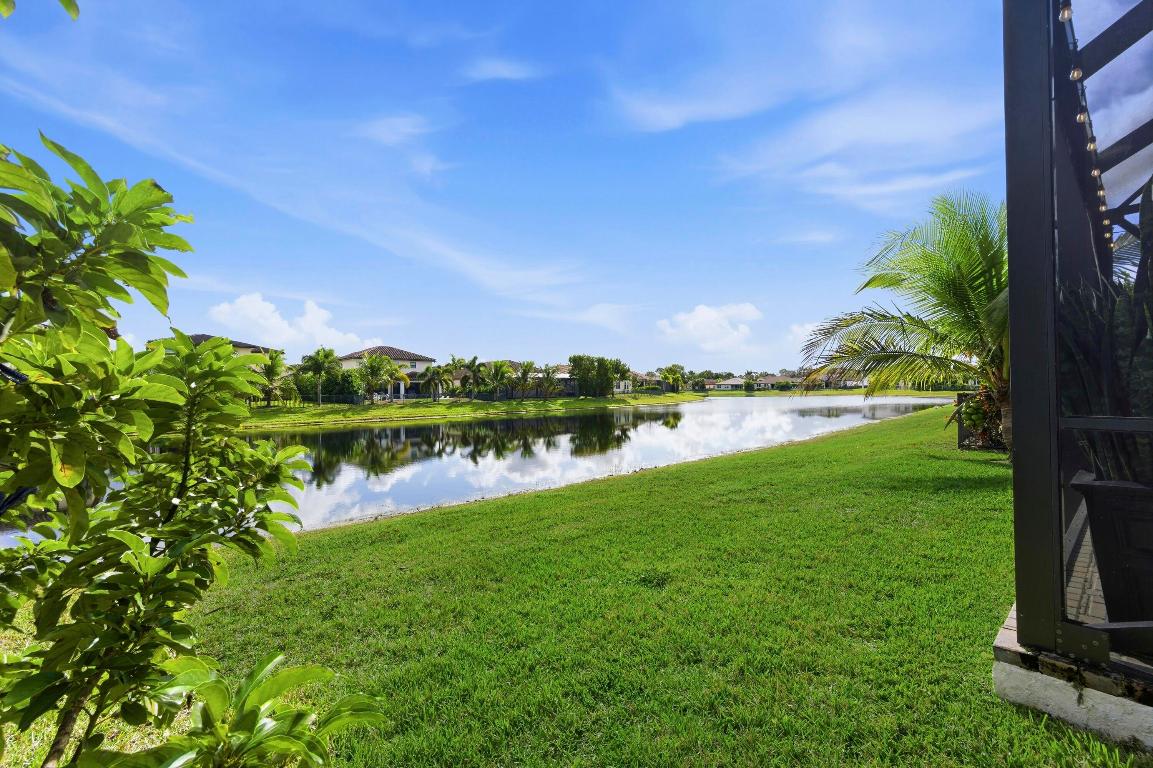 CRESTWOOD NORTH - Residential