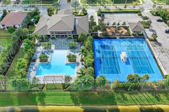 CRESTWOOD NORTH - Residential