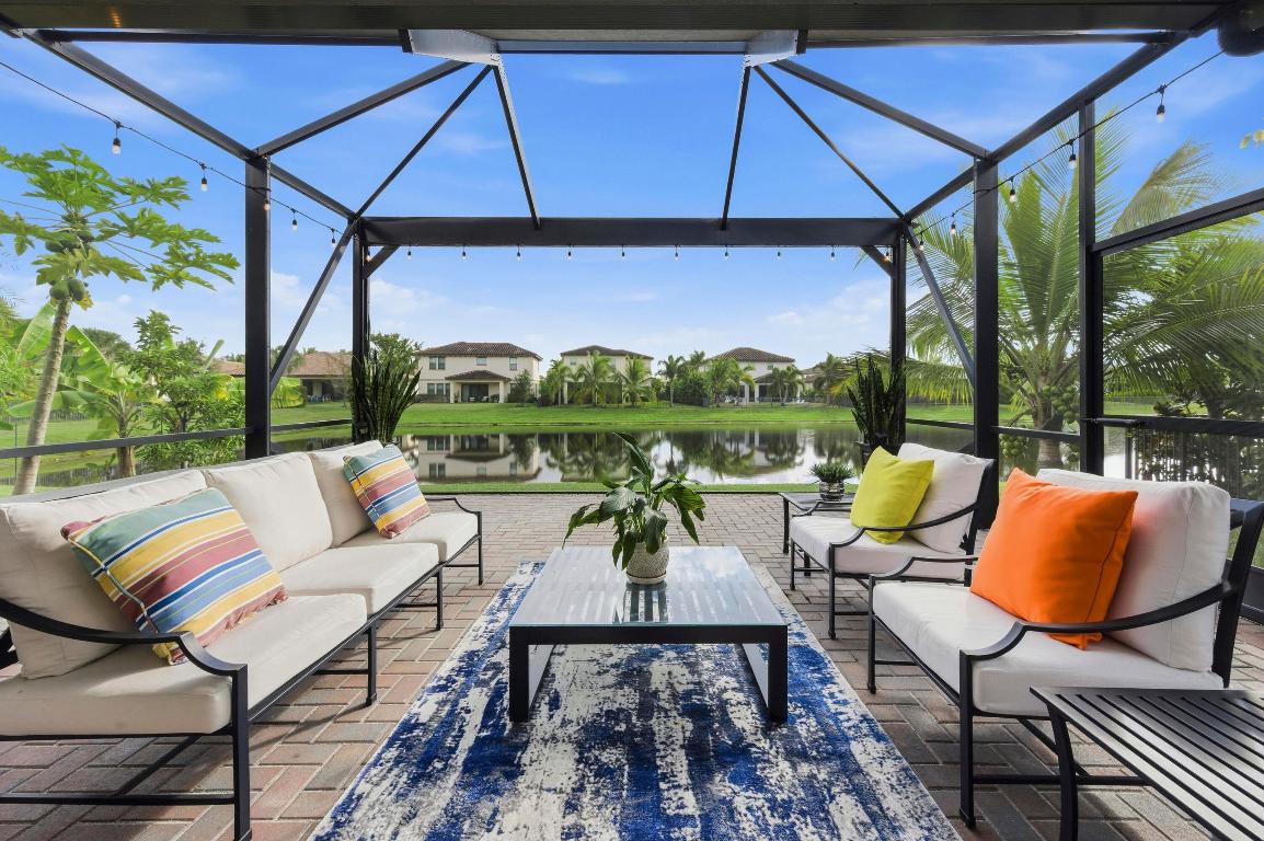 CRESTWOOD NORTH - Residential