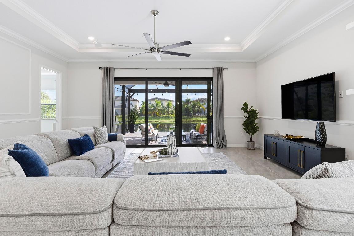 CRESTWOOD NORTH - Residential