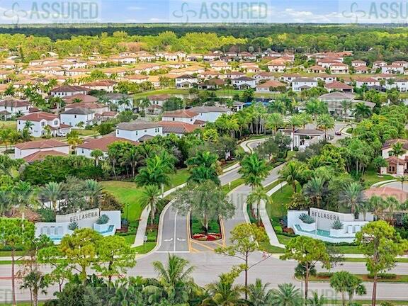 CRESTWOOD NORTH - Residential