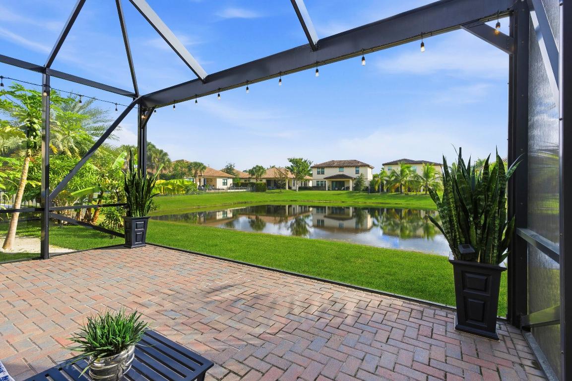 CRESTWOOD NORTH - Residential