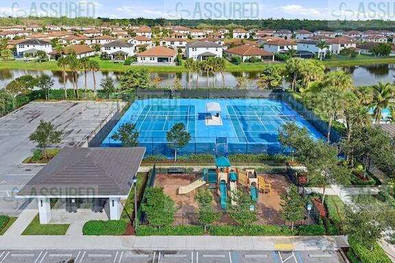 CRESTWOOD NORTH - Residential