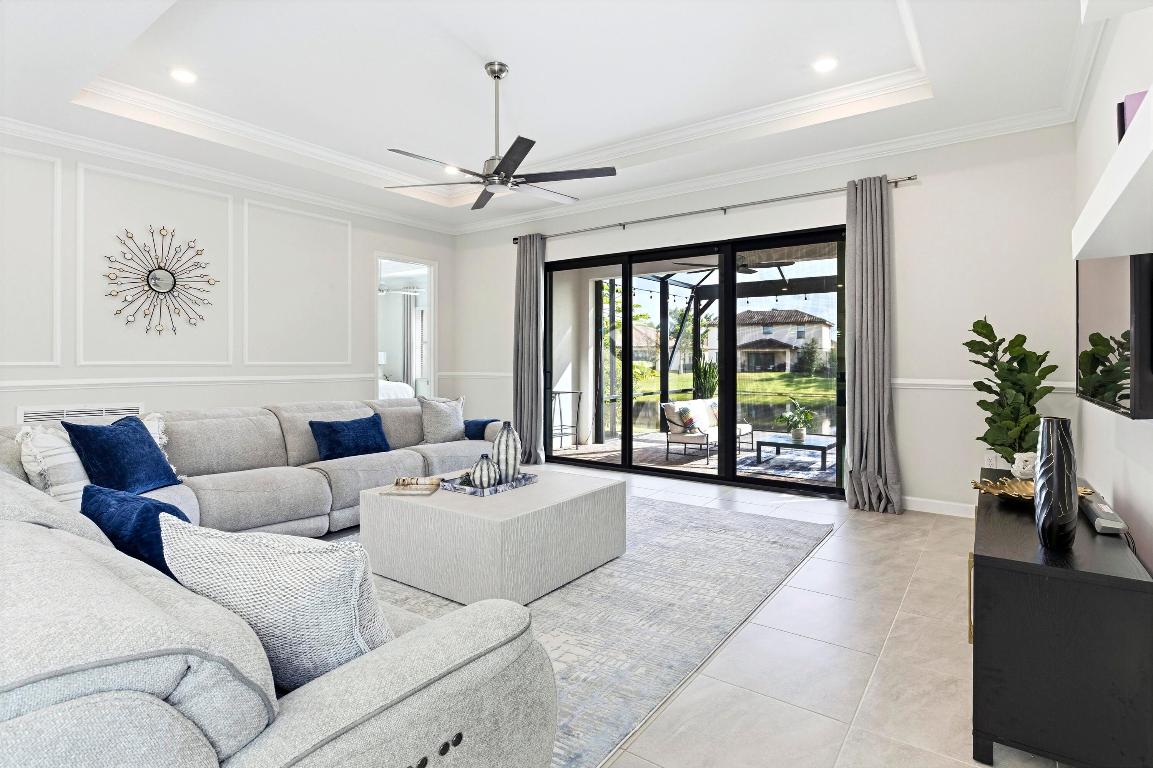 CRESTWOOD NORTH - Residential