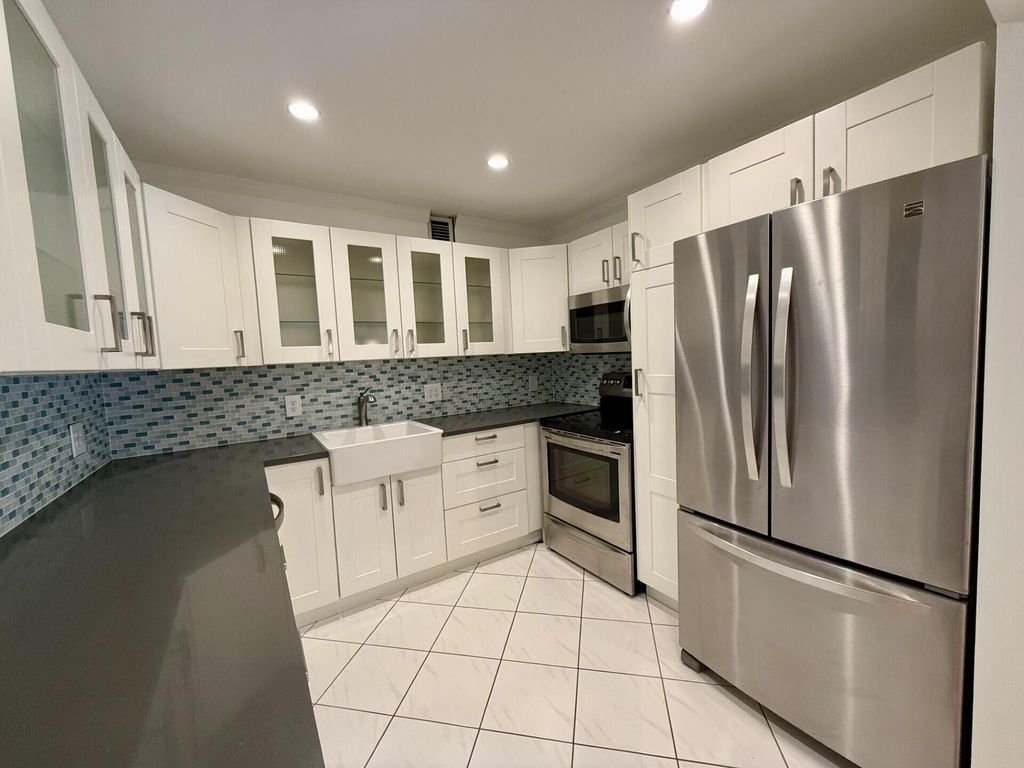 Photo of 22 Somerset A #22, West Palm Beach, FL 33417 (MLS # B26046175)