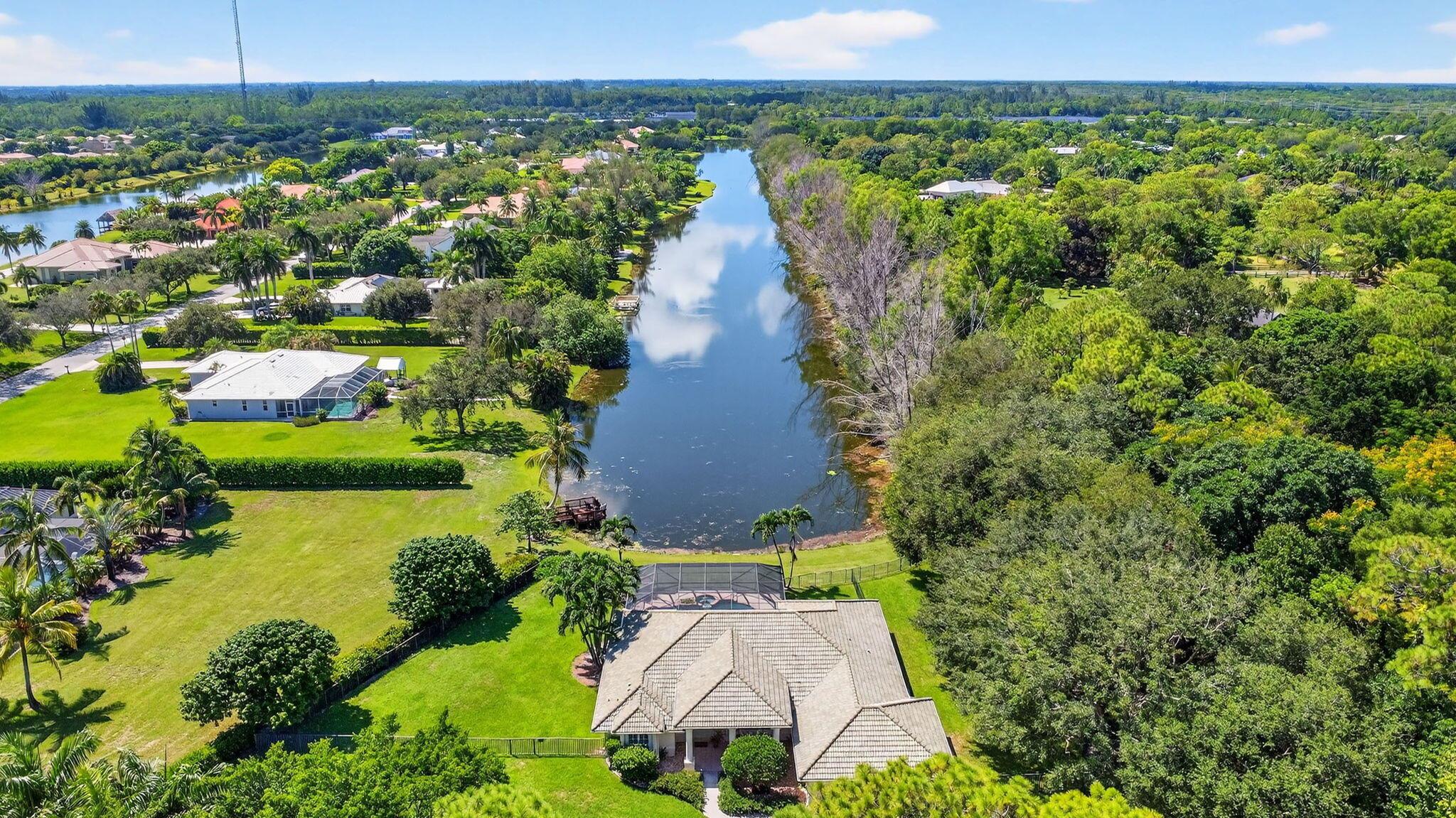 LOXAHATCHEE LAKES - Residential