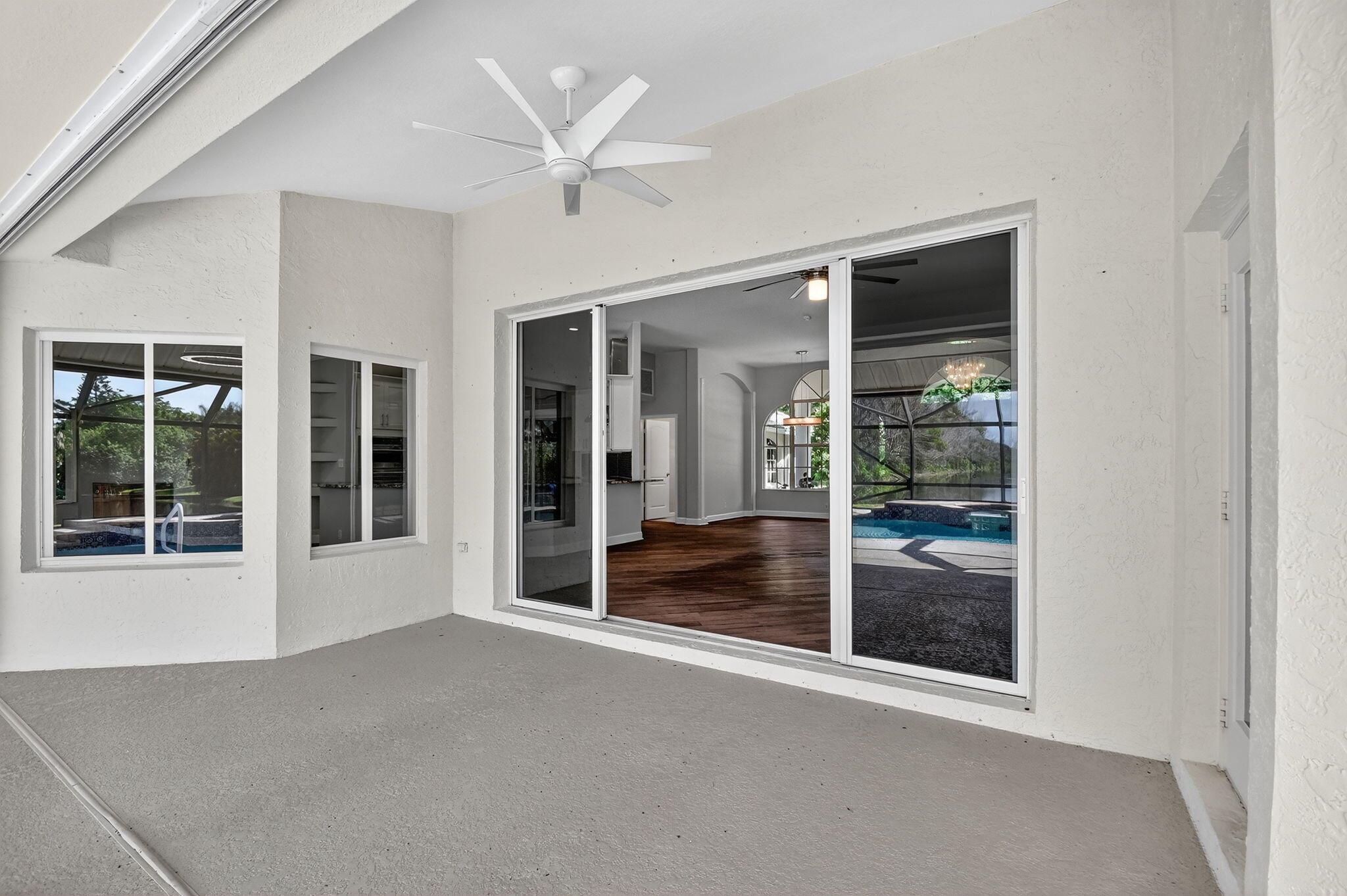 LOXAHATCHEE LAKES - Residential