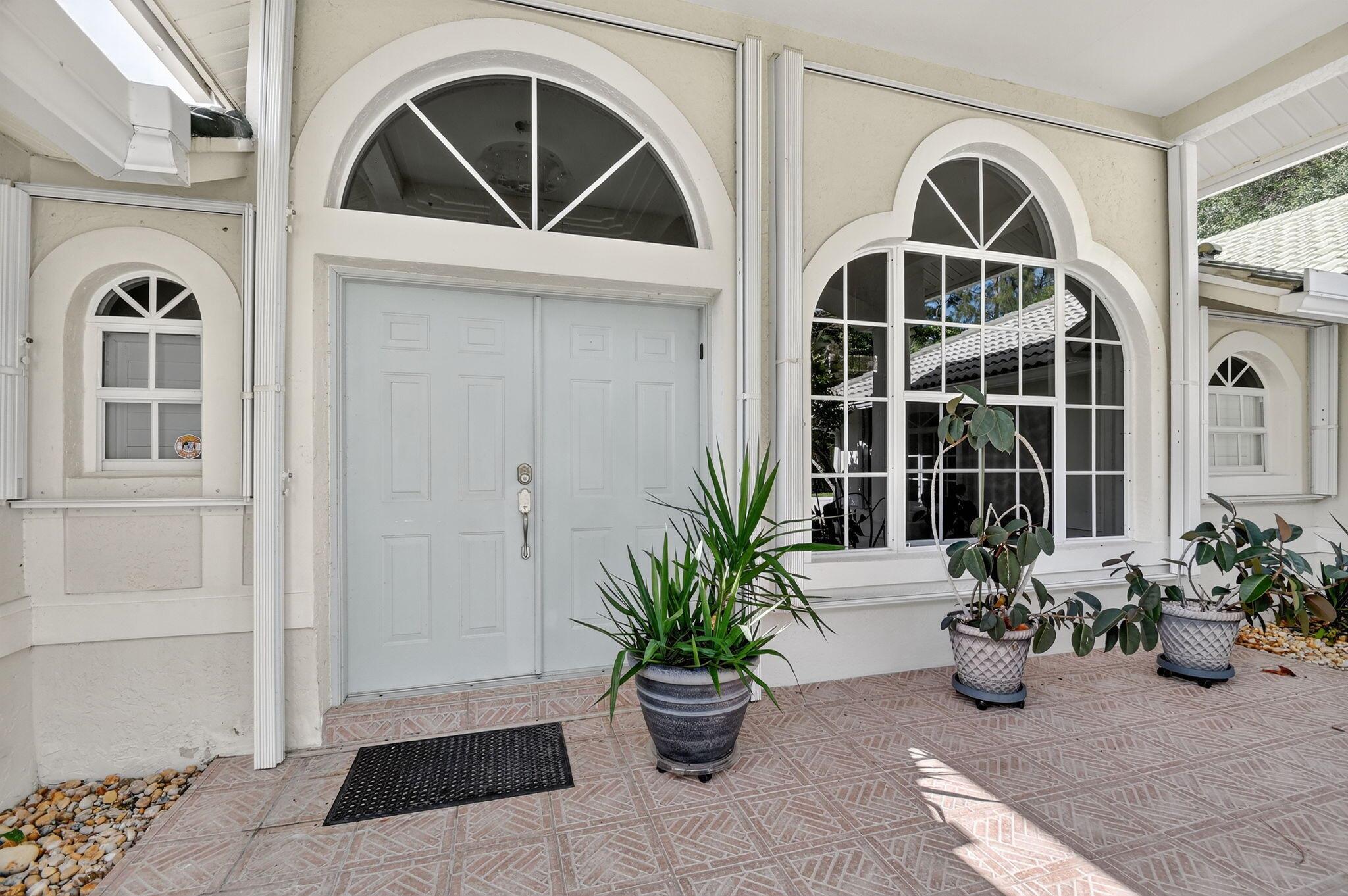 LOXAHATCHEE LAKES - Residential