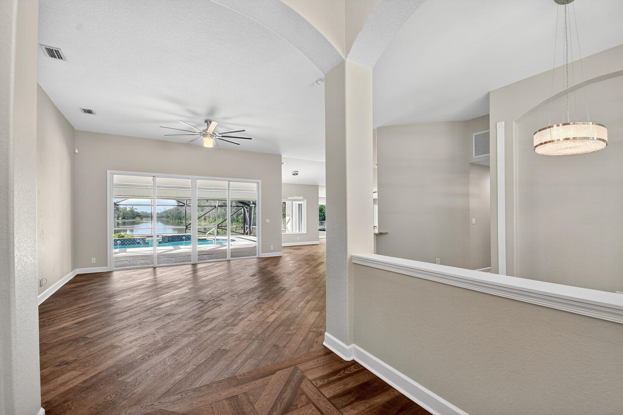 LOXAHATCHEE LAKES - Residential