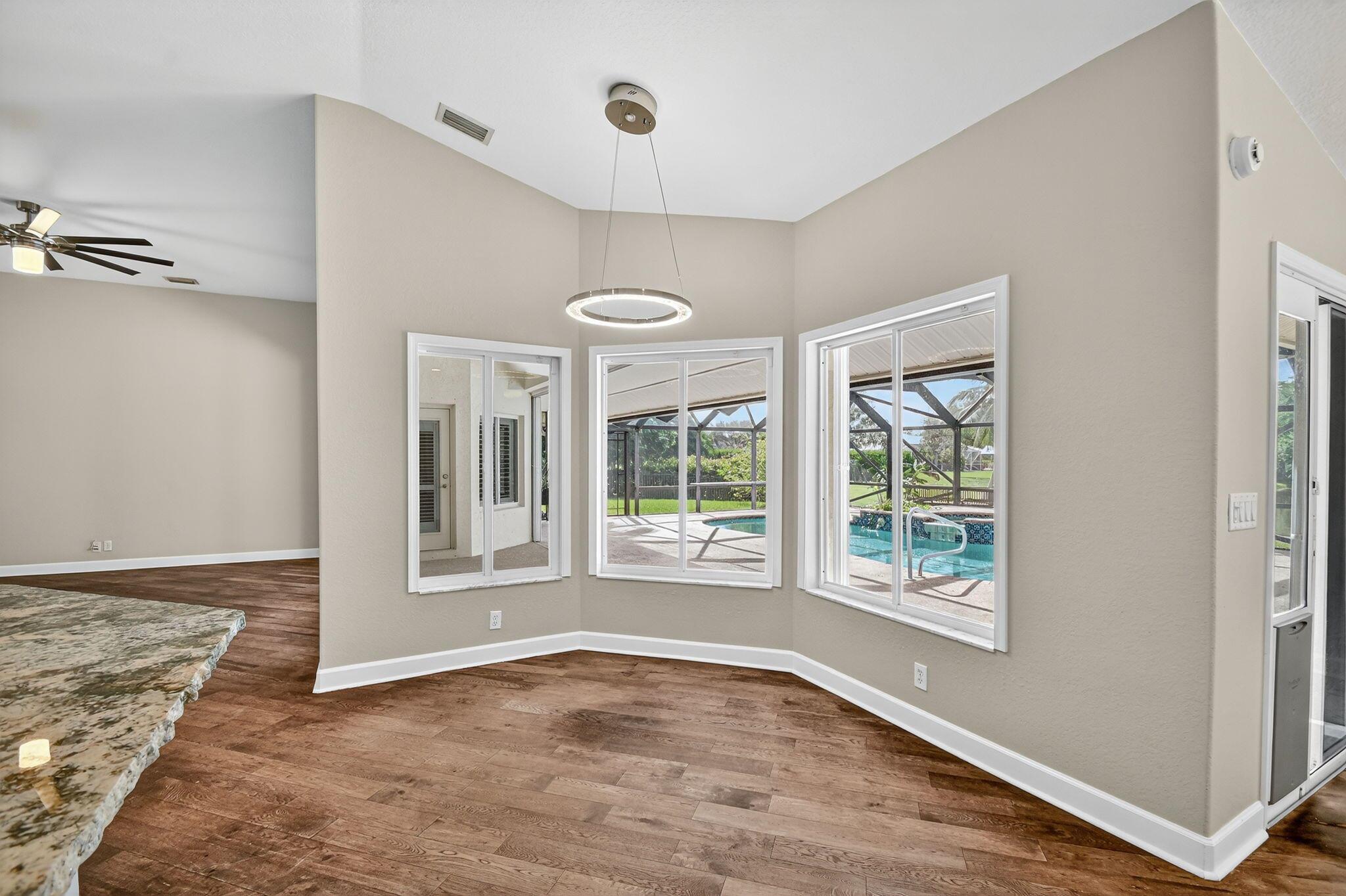 LOXAHATCHEE LAKES - Residential