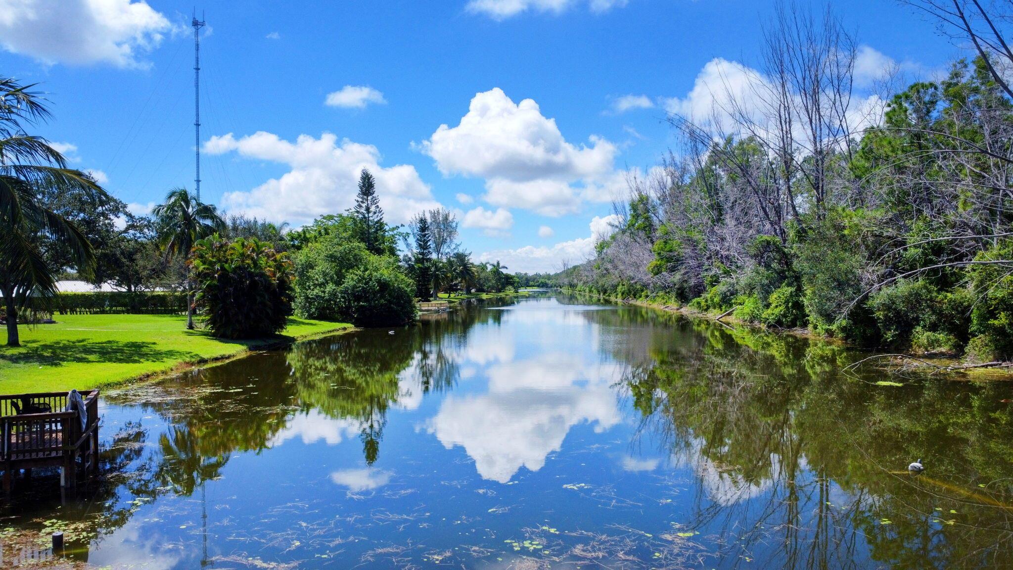 LOXAHATCHEE LAKES - Residential