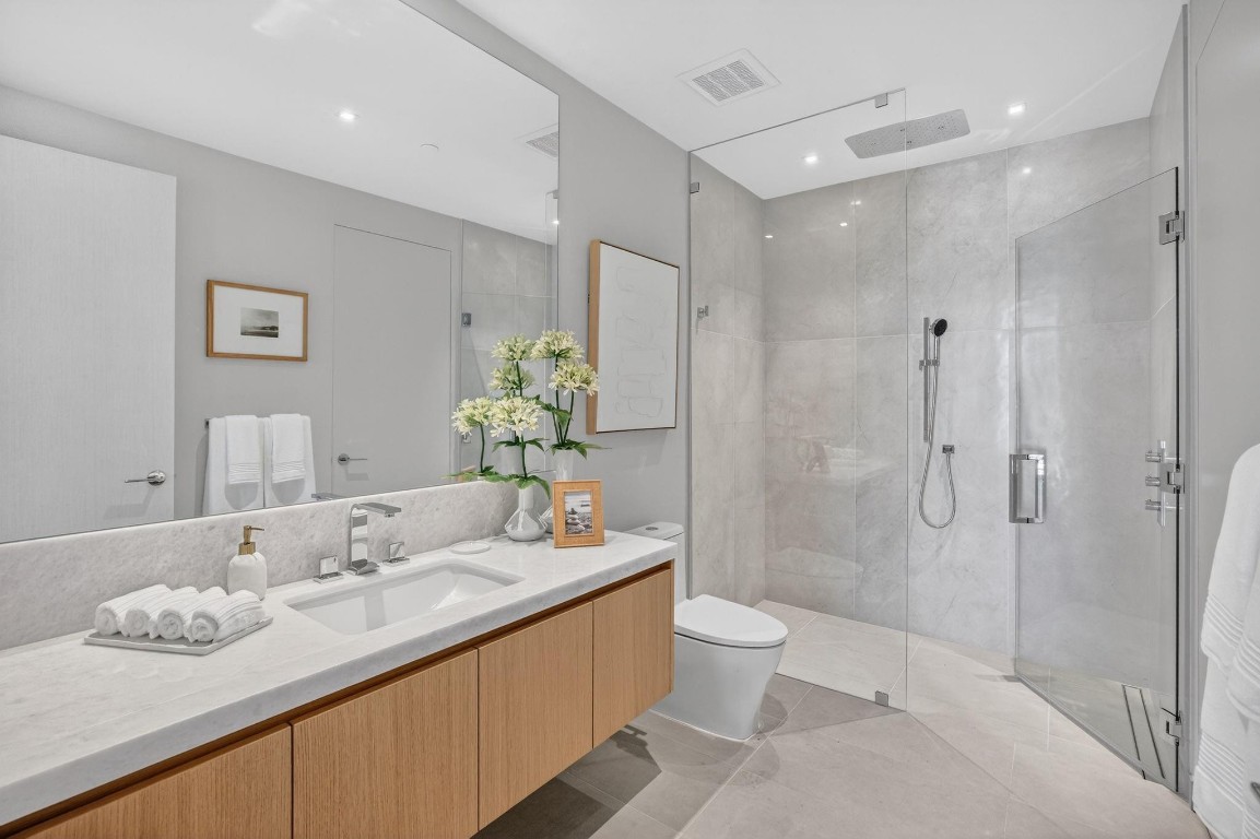 Pier Sixty Six - Residential