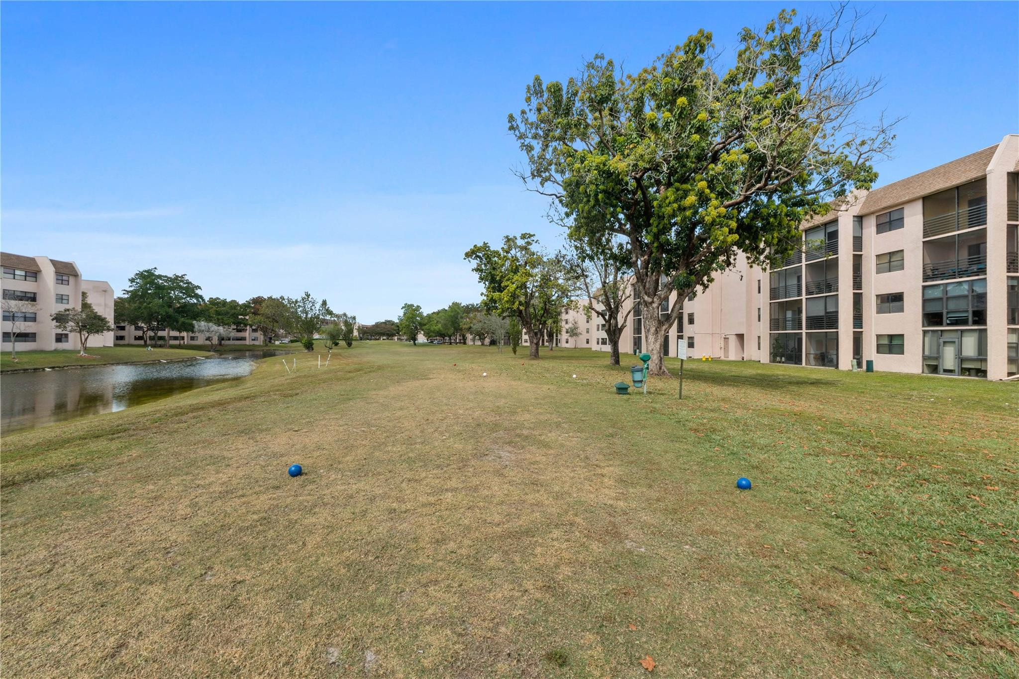 Sunrise Lakes - Residential