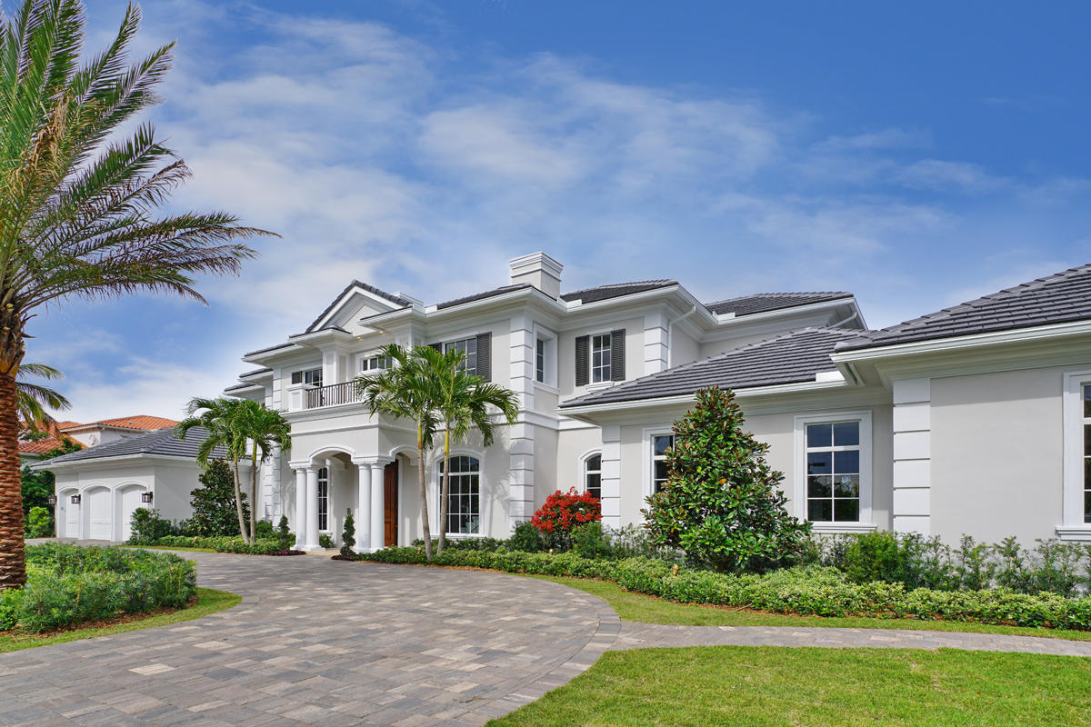 ROYAL PALM YACHT & COUNTRY CLUB - Residential