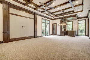 ROYAL PALM YACHT & COUNTR - Residential