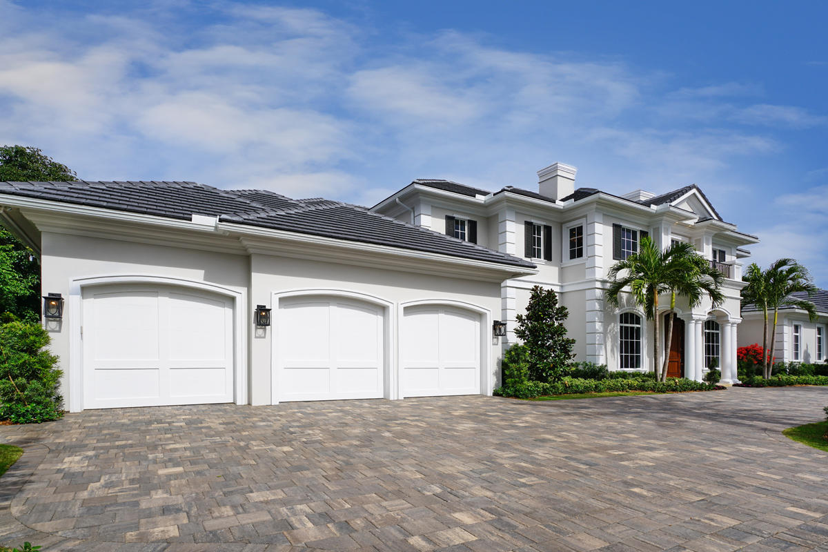 ROYAL PALM YACHT & COUNTRY CLUB - Residential