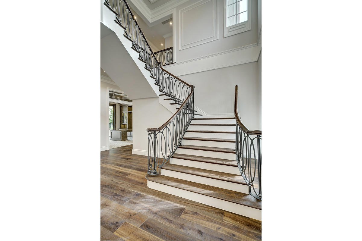 ROYAL PALM YACHT & COUNTRY CLUB - Residential