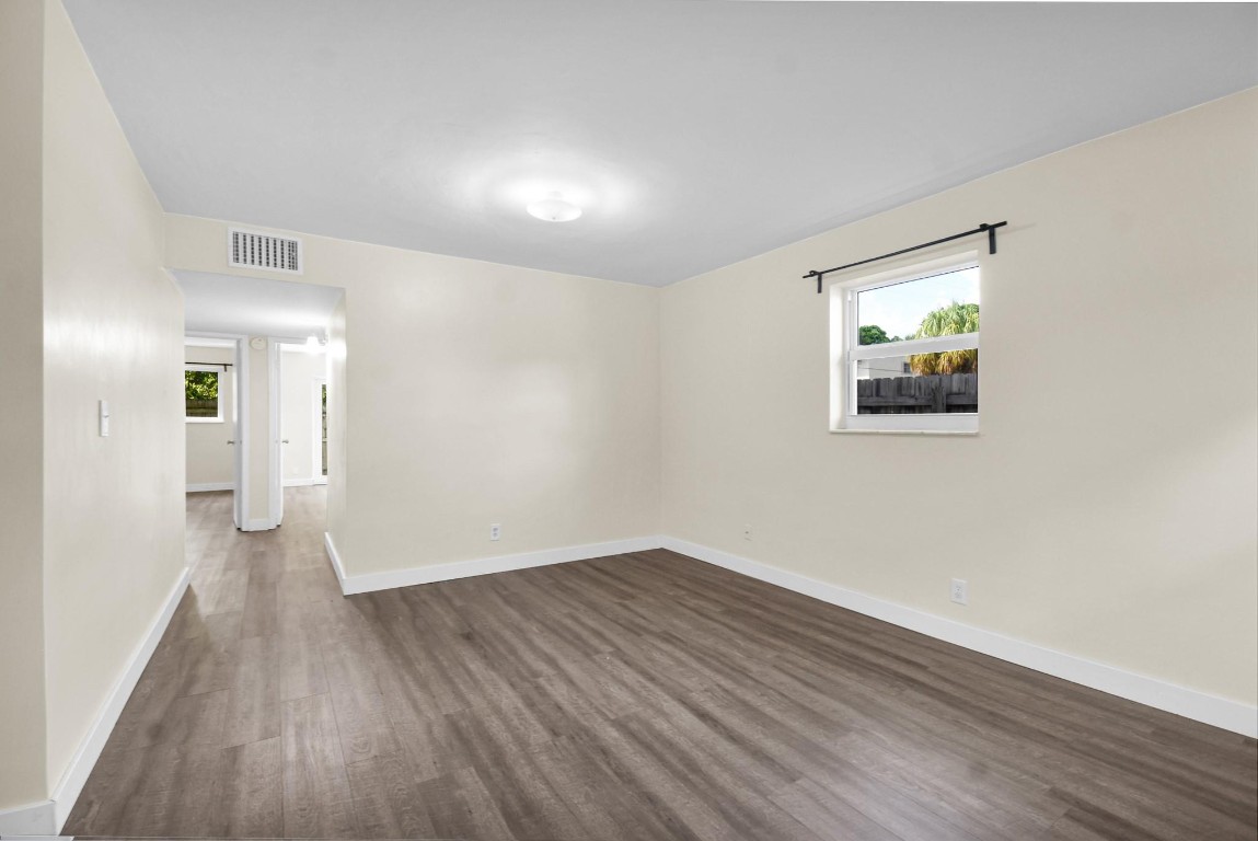 Georgetown Condominium - Residential