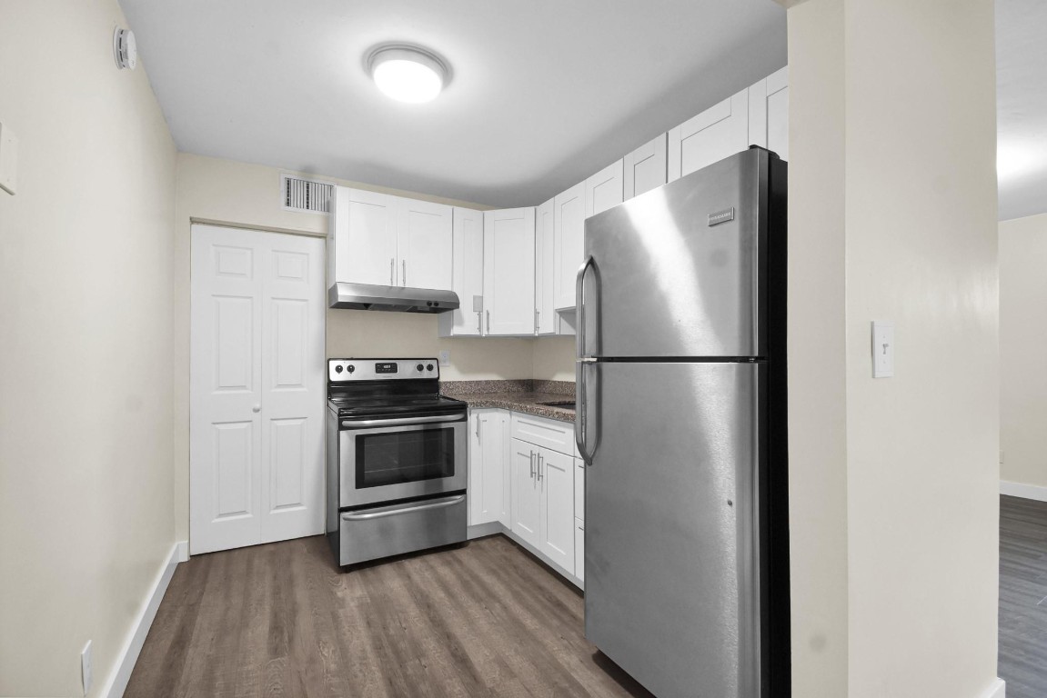 Georgetown Condominium - Residential