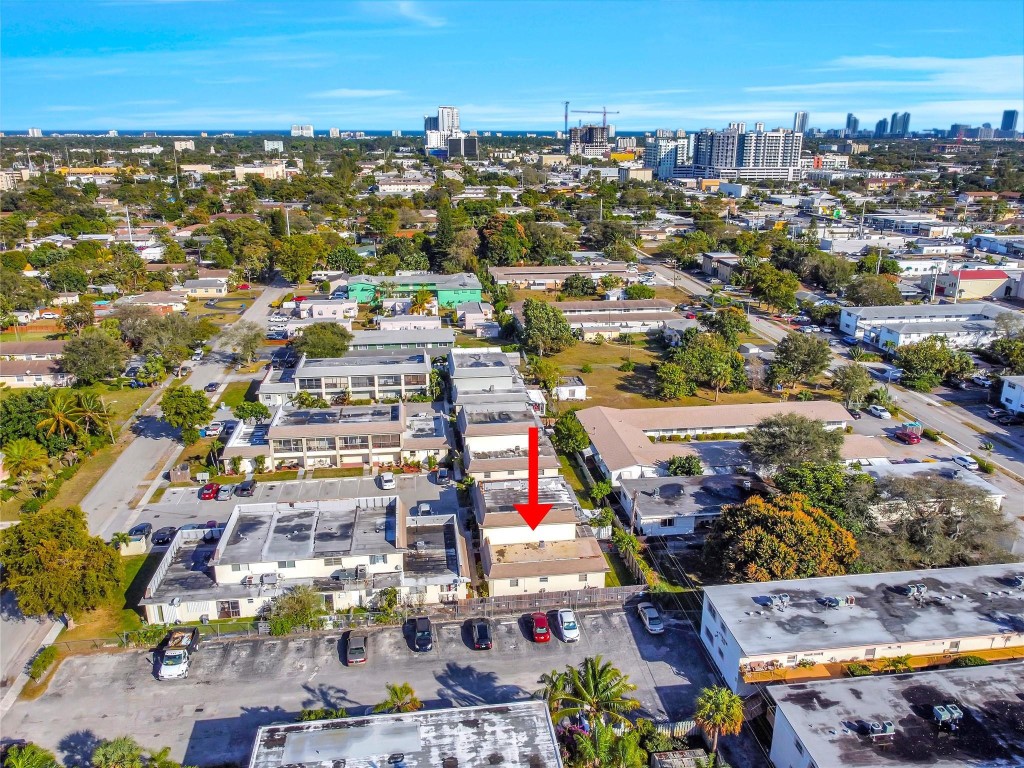 Georgetown Condominium - Residential