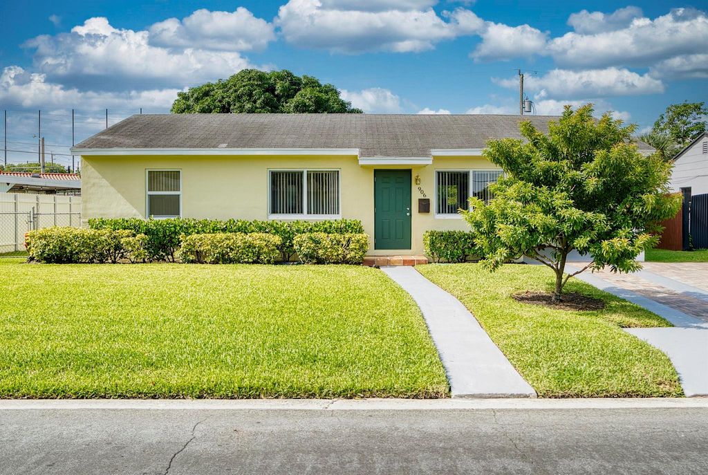 Photo of 906 Lytle Street, West Palm Beach, FL 33405 (MLS # R11107894)