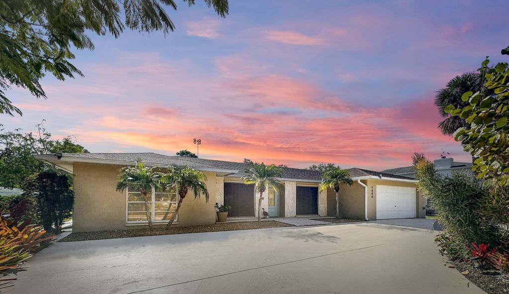 Photo of 5800 Eagle Drive, Fort Pierce, FL 34951 (MLS # R10949370)