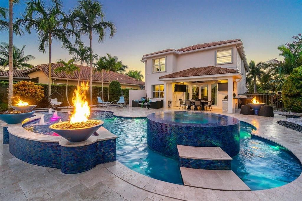 Photo of 11802 Foxbriar Lake Trail, Boynton Beach, FL 33473 (MLS # R10681387)