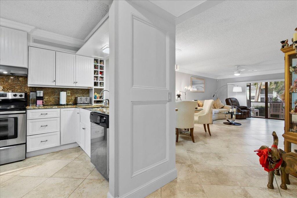 Photo of 701 Sabal Ridge Circle #B, Palm Beach Gardens, FL 33418 (MLS # R10941099)