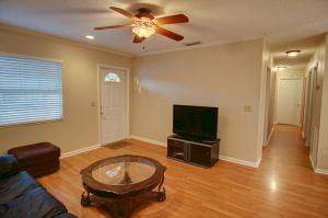 COUNTRY CLUB ACRES 5 - Residential