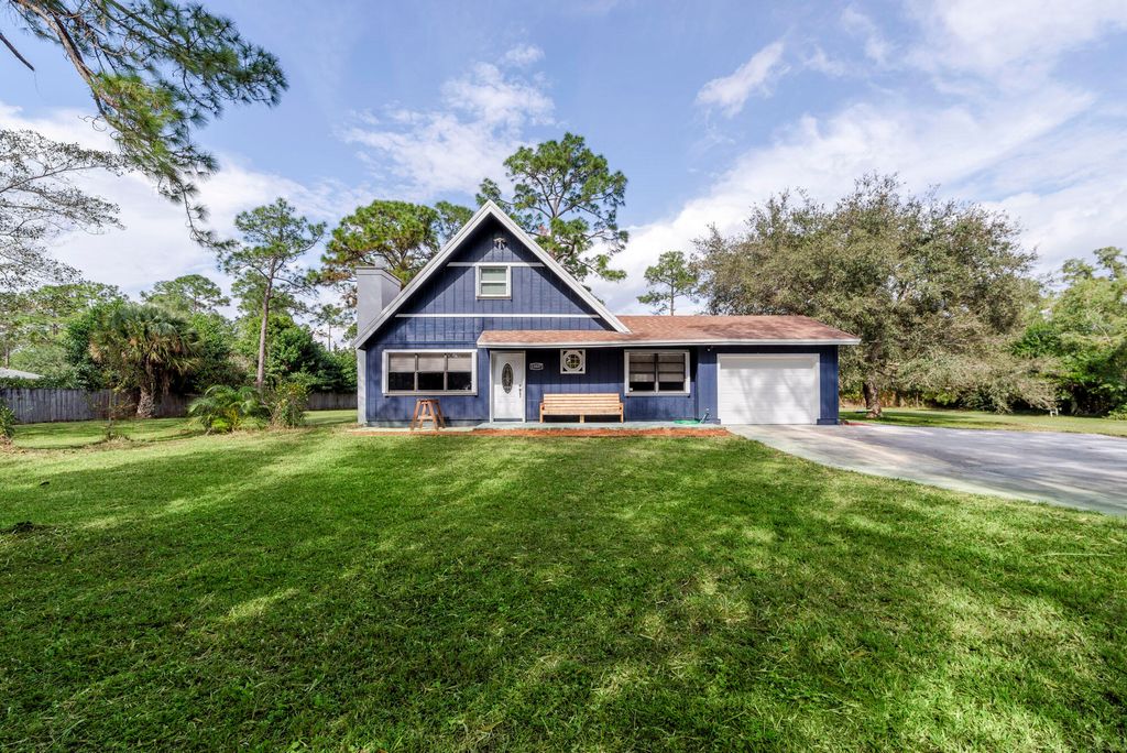 Photo of 13557 156th Street N, Jupiter, FL 33478 (MLS # R10950619)