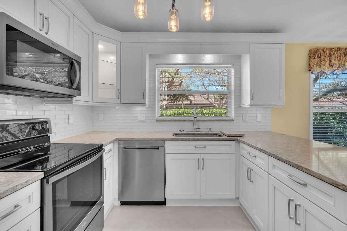 WINSTON PARK SECTION THREE - Residential