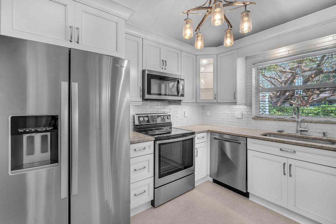 WINSTON PARK SECTION THREE - Residential