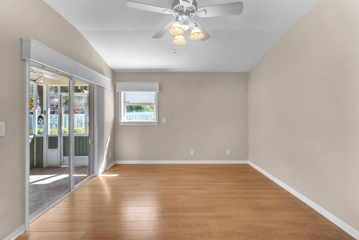 WINSTON PARK SECTION THREE - Residential