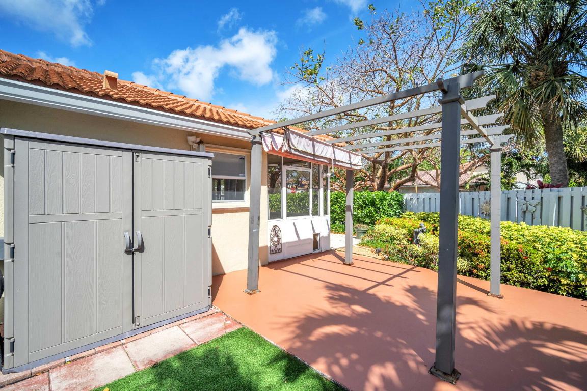 WINSTON PARK SECTION THREE - Residential