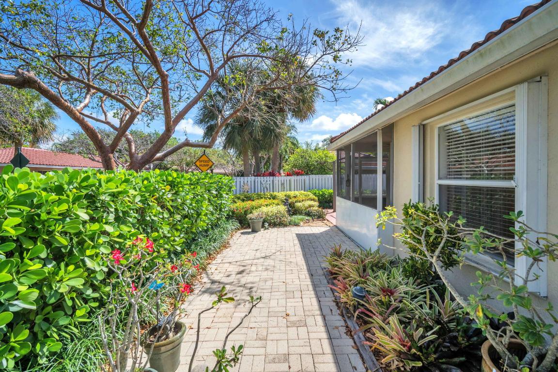 WINSTON PARK SECTION THREE - Residential