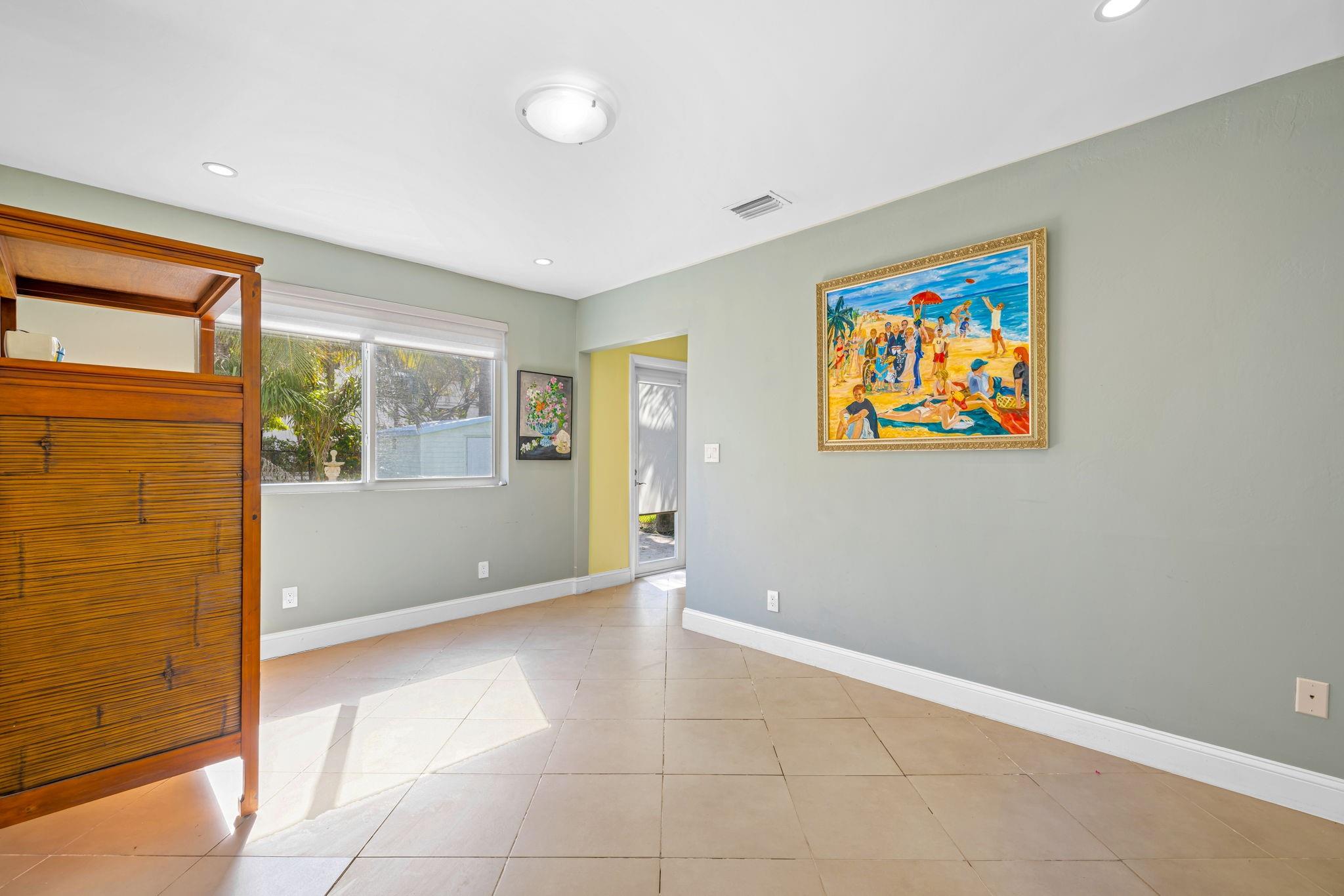 HOLLYWOOD BEACH - Residential