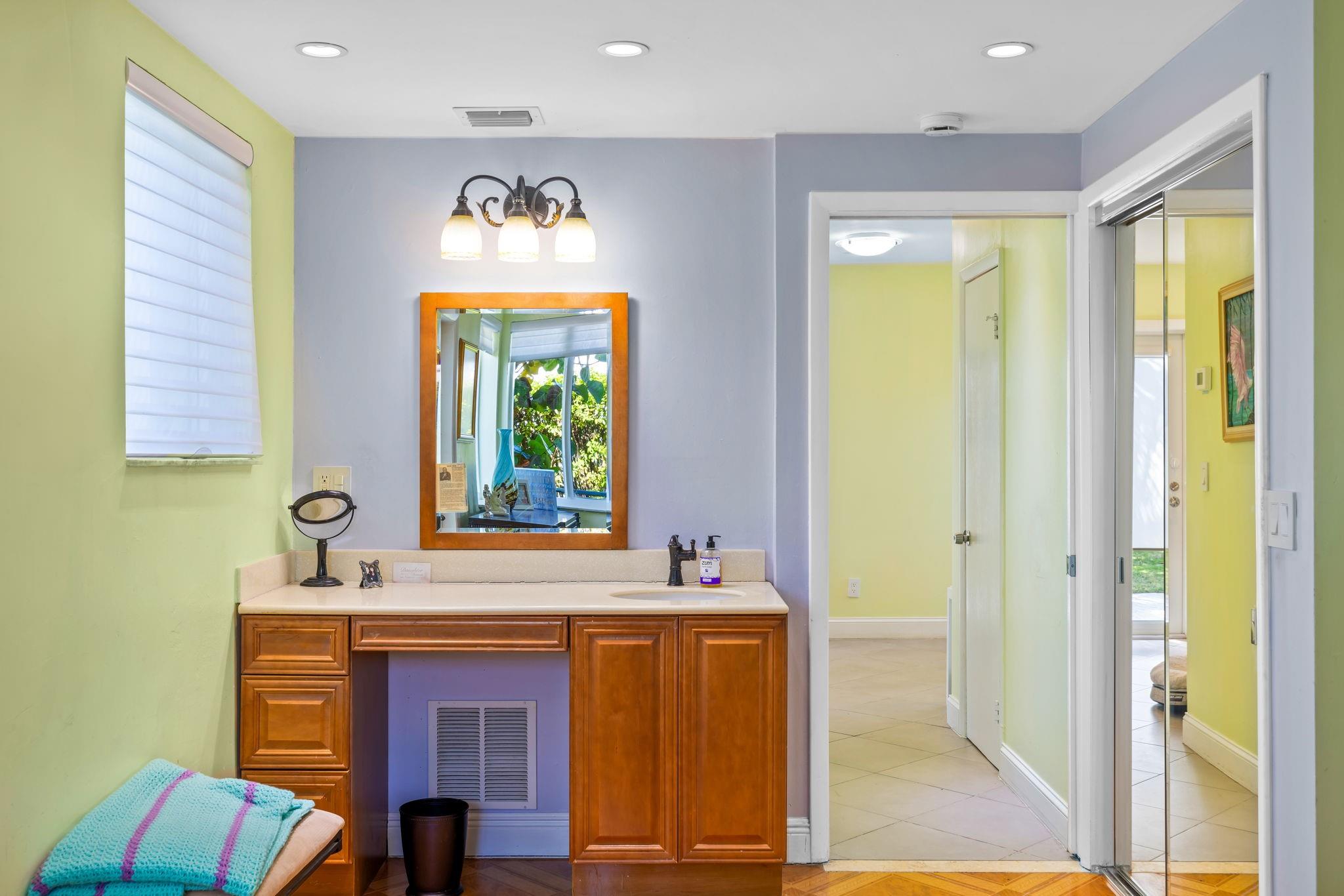 HOLLYWOOD BEACH - Residential