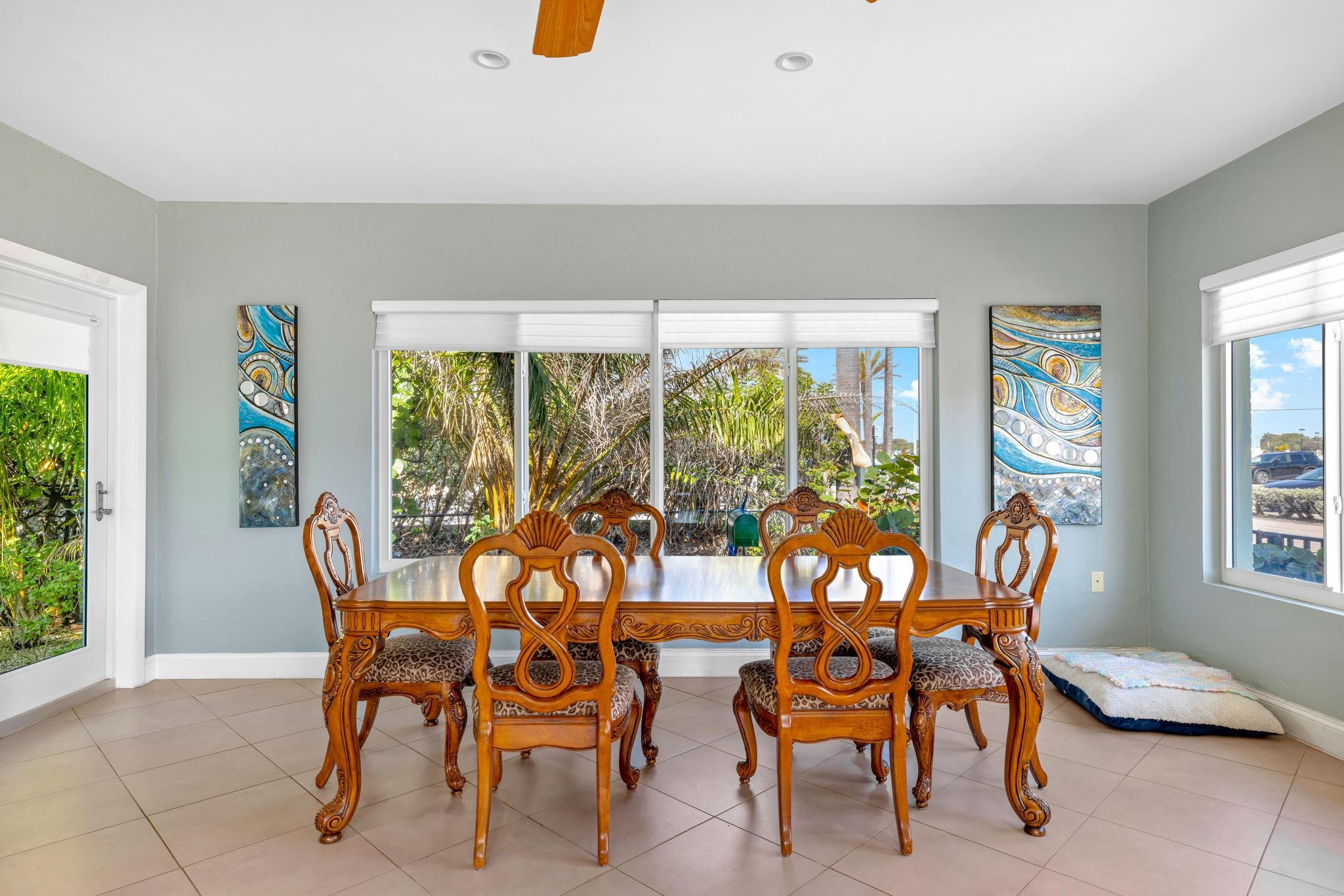 HOLLYWOOD BEACH - Residential