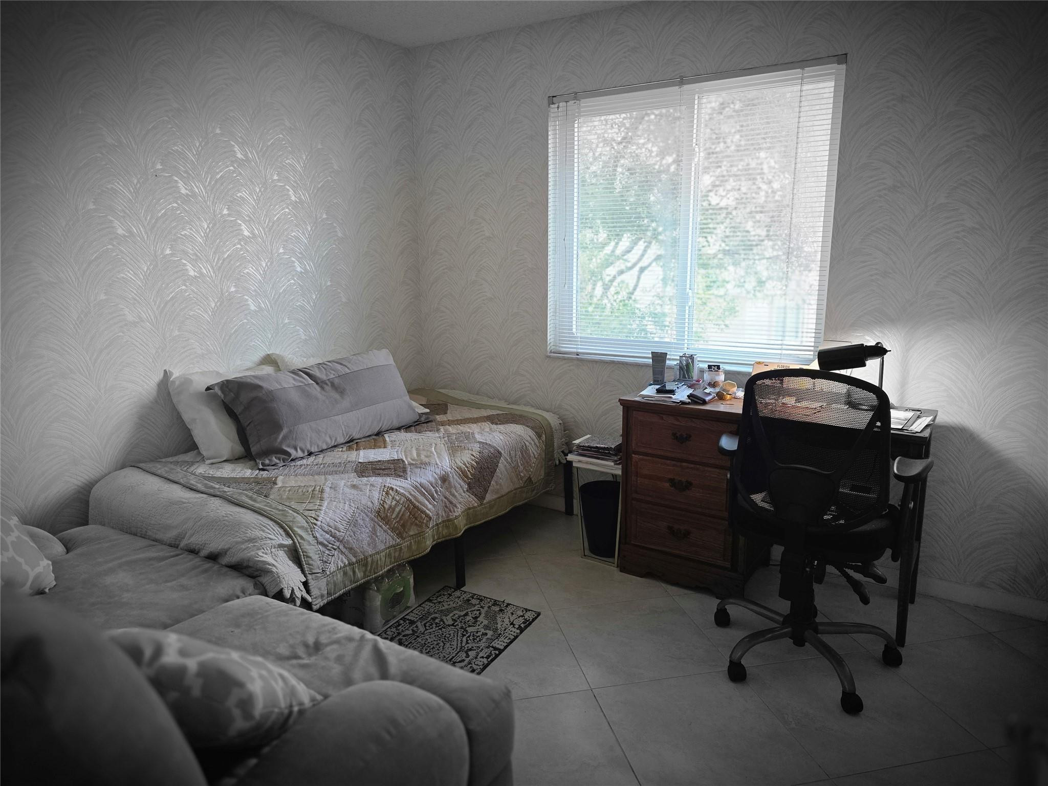 Cypress Bend 1V-12 - Residential