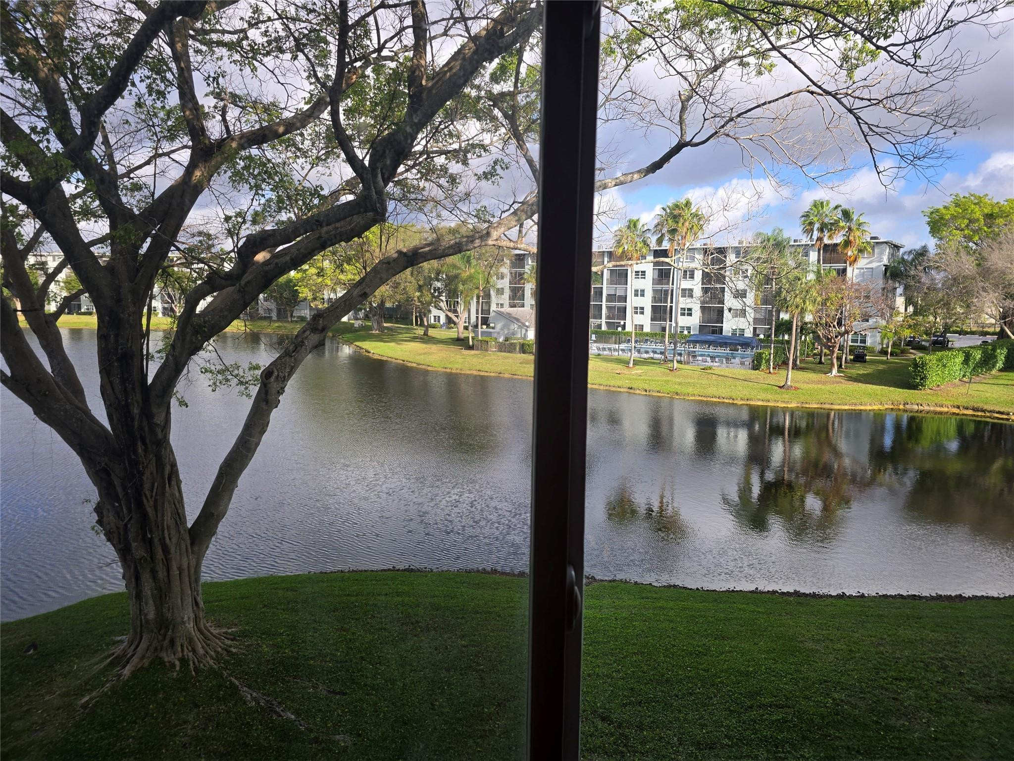 Cypress Bend 1V-12 - Residential