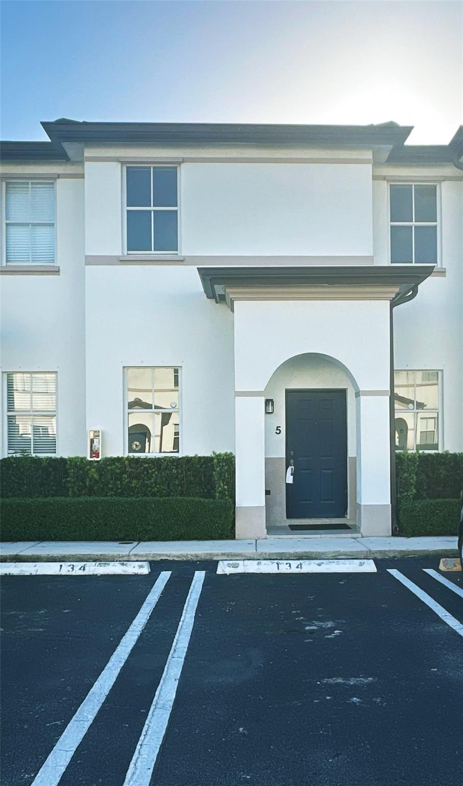 Discover this beautifully renovated 3-bedroom, 2.5-bath townhome in the heart of Hialeah! This spacious two-story rental offers modern upgrades throughout, including a fully updated kitchen with quartz countertops and plenty of cabinet storage.
Upstairs, you'll find three comfortable bedrooms, including a primary suite with a private bathroom and ample closet space. All bathrooms have been tastefully remodeled with stylish tile and updated fixtures.
Enjoy the convenience of a brand new washer and dryer, a private patio area, and two assigned parking spaces. Located in a quiet, well-kept community just minutes from major highways, shopping, dining, and schools. TWO PARKINGS ONLY.