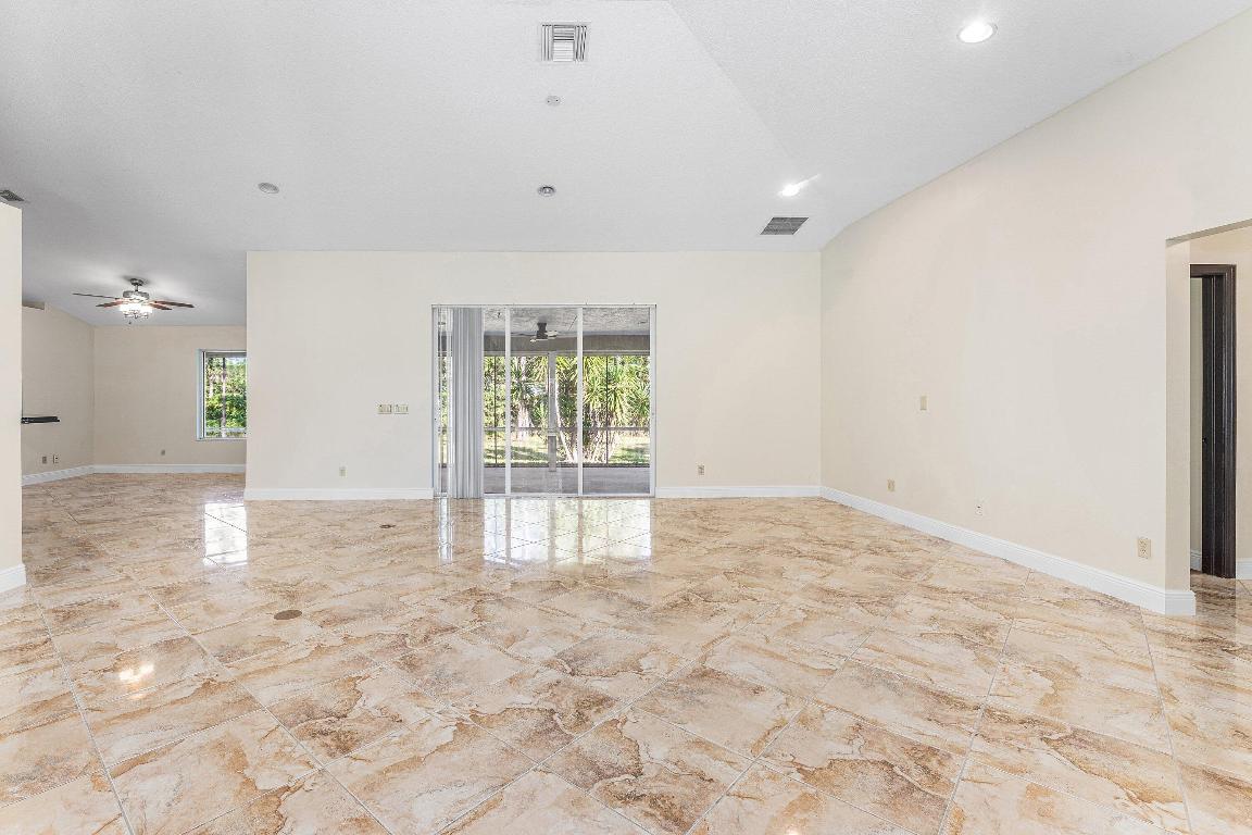 ACREAGE - Residential Lease