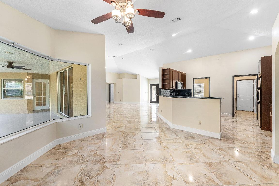 ACREAGE - Residential Lease