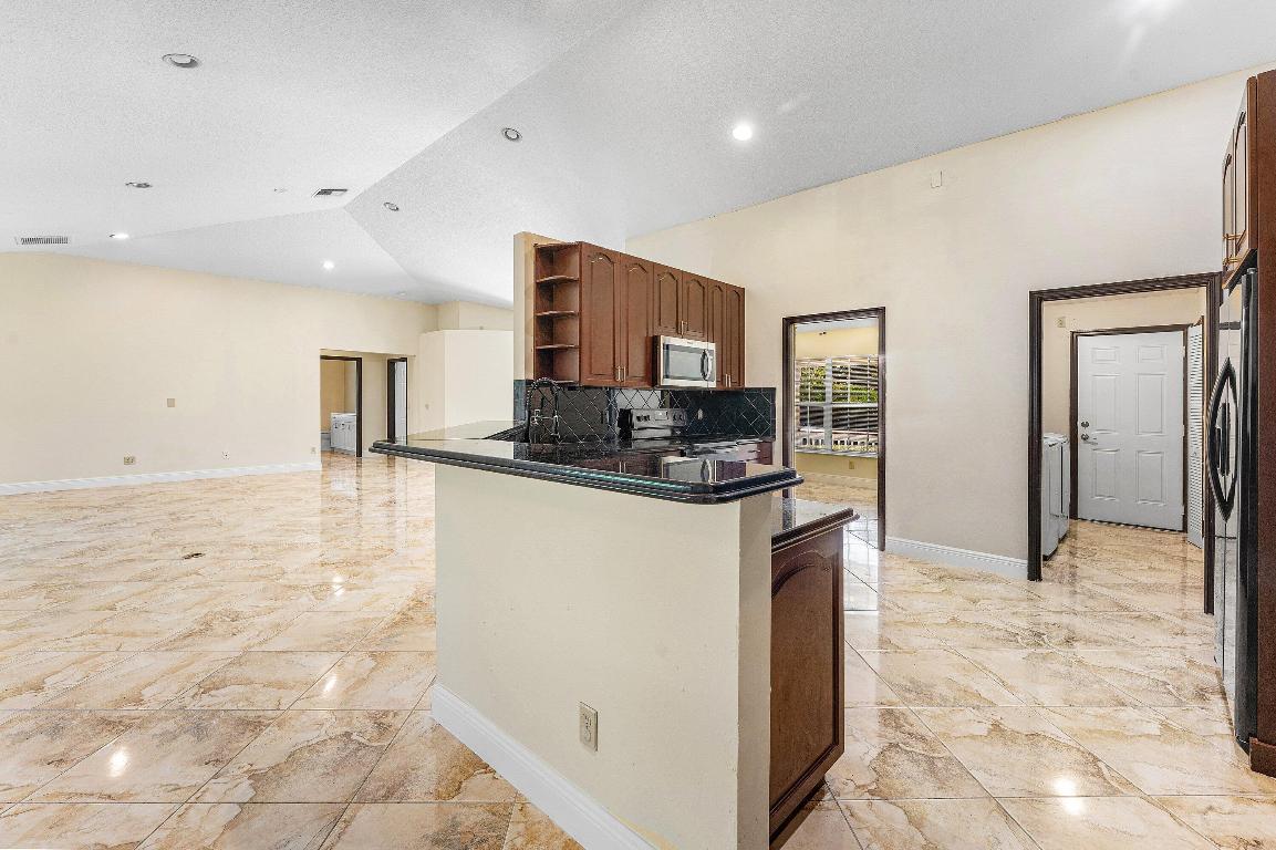 ACREAGE - Residential Lease