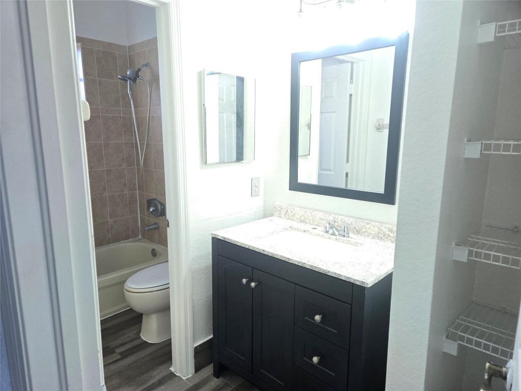 Ed Homes At Bella Vista - Residential Lease