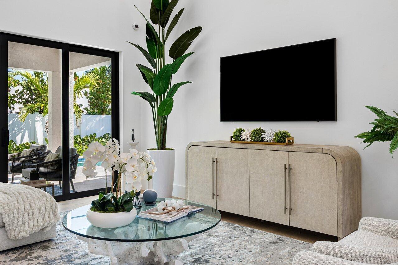 South of Southern, SoSo - Residential