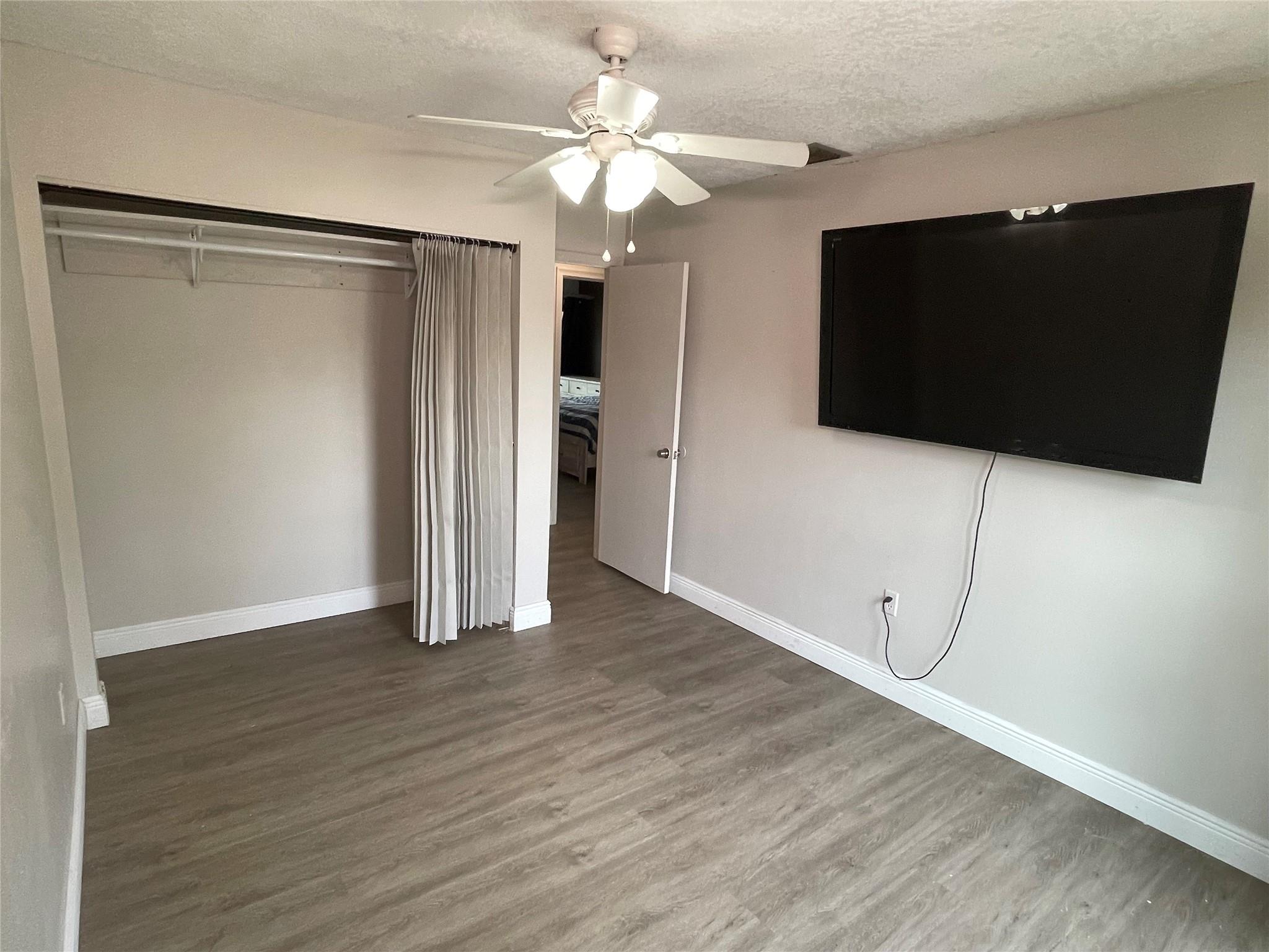 Del Rio Village North 86- - Residential Lease